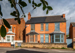 Lady Bay Apartments, 3 Bed House, Sleeps 6